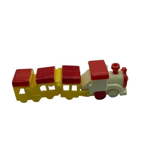 Vtg BANDAI Wind-Up Toy Train Engine With Carriages 5" Long Red Yellow WORKS - Picture 3 of 8